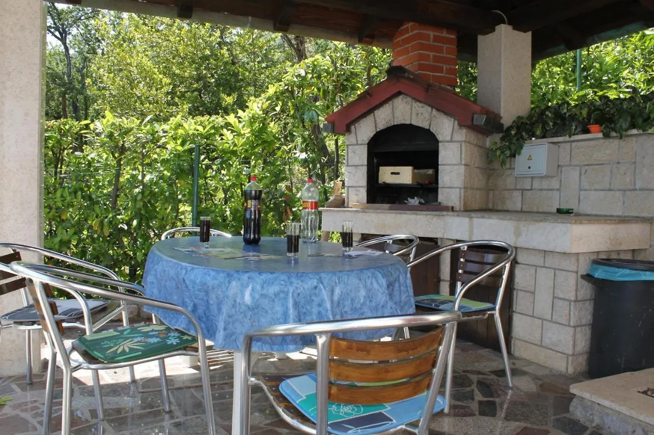 Apartments By The Sea Medveja, Opatija - 7722 Lovran